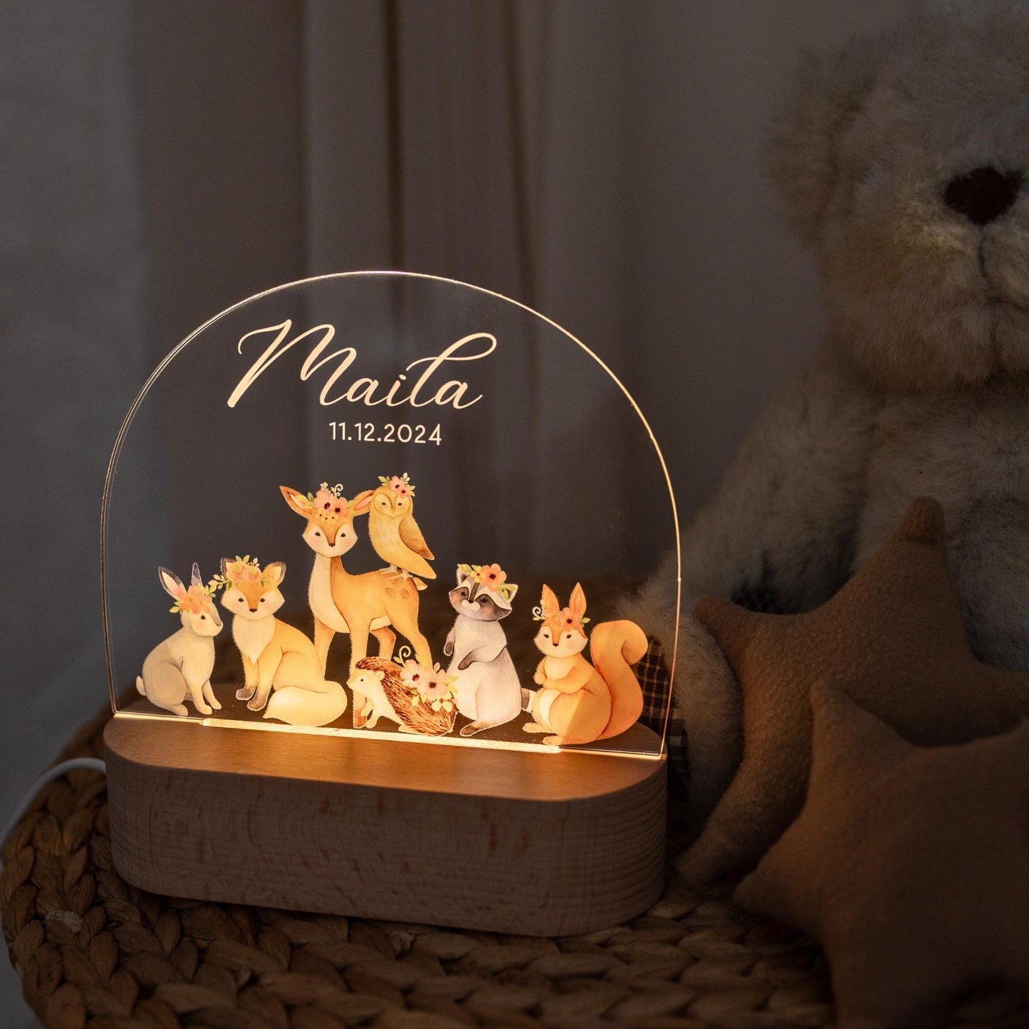 Children's night light with animal motif, thumbnail image taken in subdued light
